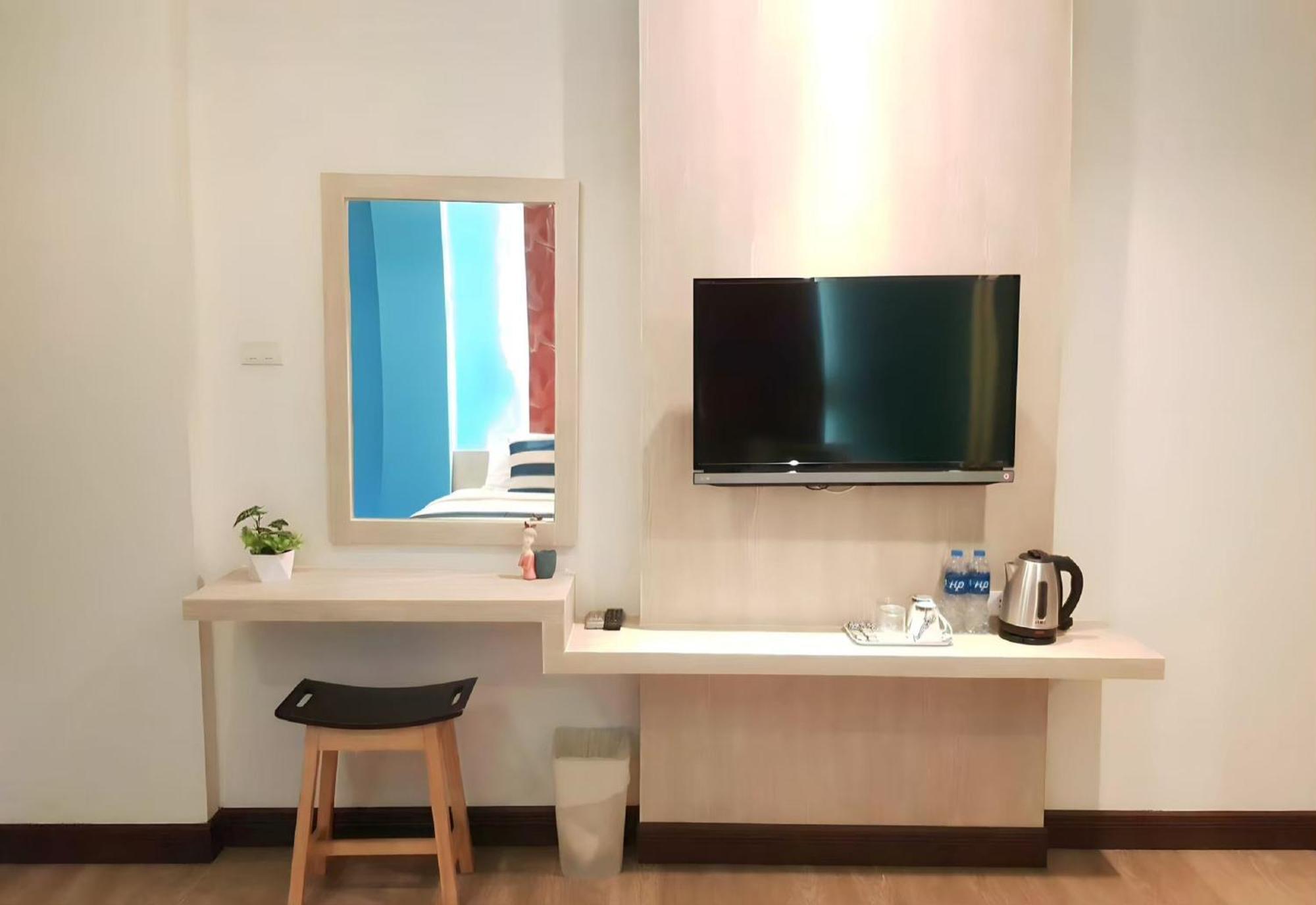 Icheck Inn Chill Patong Extérieur photo
